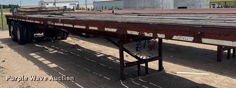 image for item EG6618 1975 Vulcan Trailer Mfg oilfield trailer