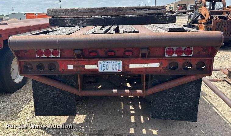 image for item EG6618 1975 Vulcan Trailer Mfg oilfield trailer