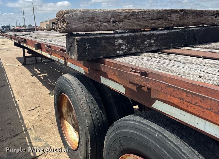 image for item EG6618 1975 Vulcan Trailer Mfg oilfield trailer