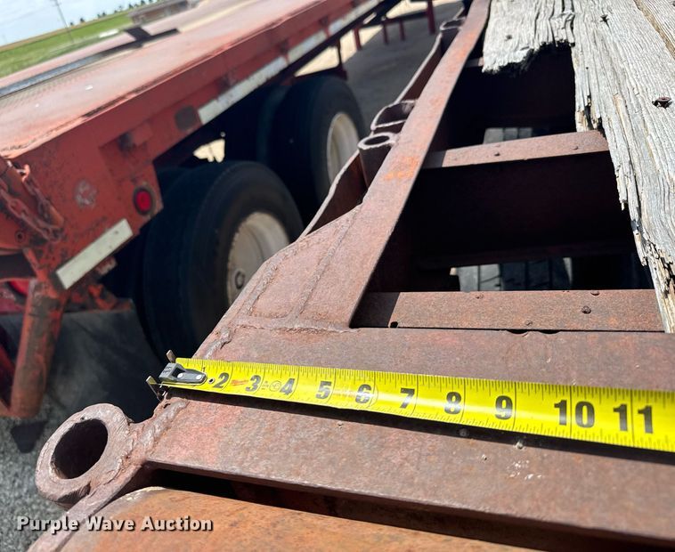 image for item EG6618 1975 Vulcan Trailer Mfg oilfield trailer