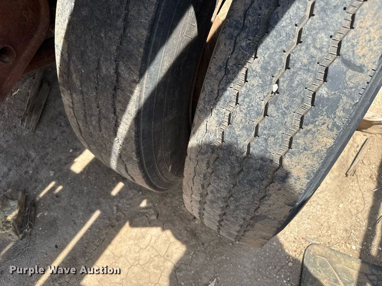 image for item EG6618 1975 Vulcan Trailer Mfg oilfield trailer