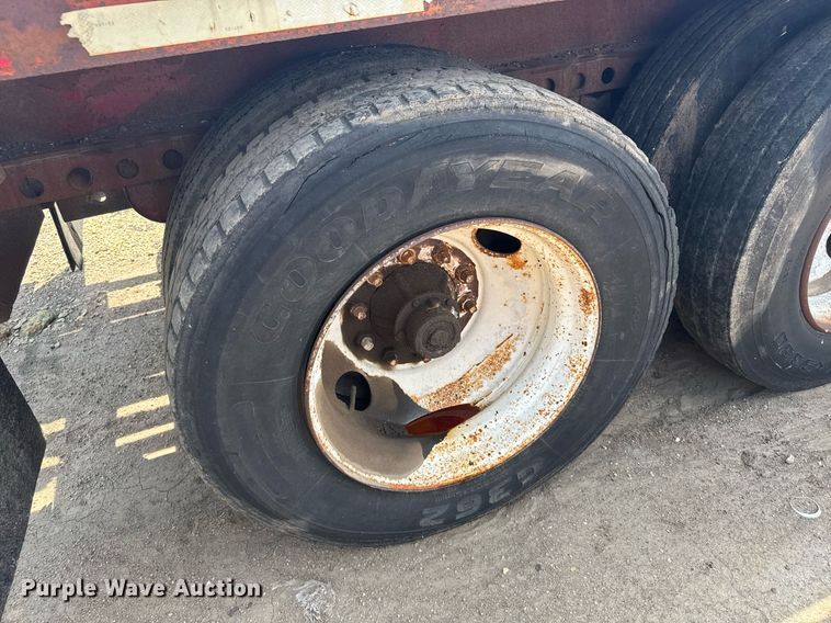 image for item EG6618 1975 Vulcan Trailer Mfg oilfield trailer