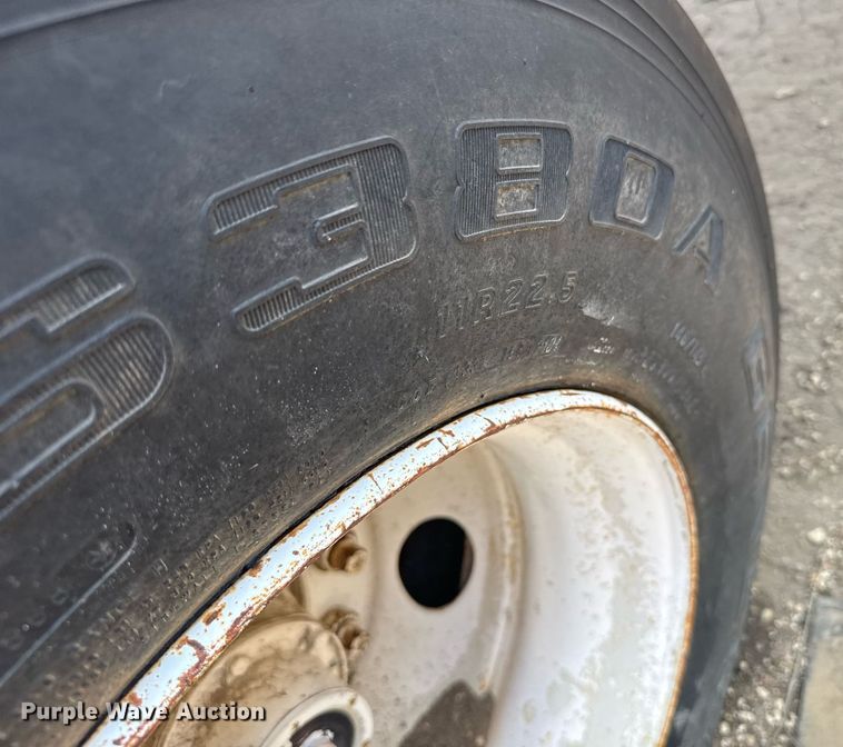 image for item EG6619 1972 Nabo oilfield trailer