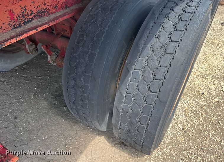 image for item EG6619 1972 Nabo oilfield trailer