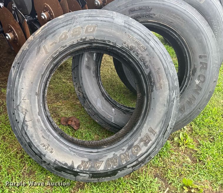 image for item EG6639 (6) 285/75R24.5 tires