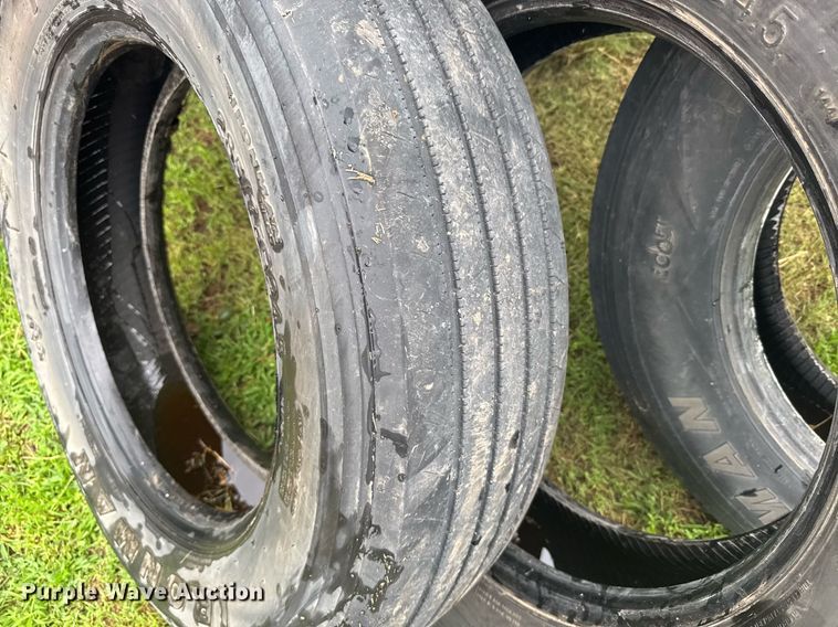 image for item EG6639 (6) 285/75R24.5 tires