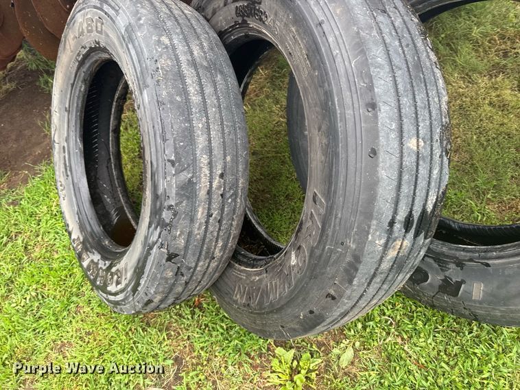 image for item EG6639 (6) 285/75R24.5 tires