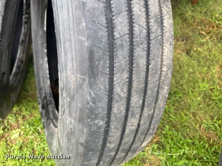 image for item EG6639 (6) 285/75R24.5 tires