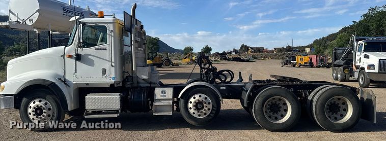 image for item EG6663 2009 International PayStar 5900i semi truck
