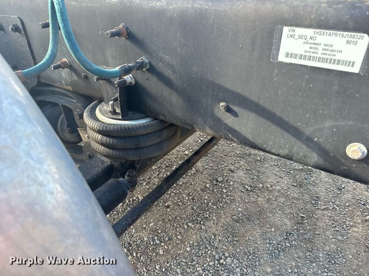 image for item EG6663 2009 International PayStar 5900i semi truck