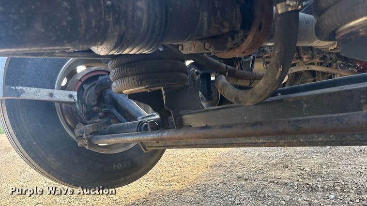 image for item EG6663 2009 International PayStar 5900i semi truck