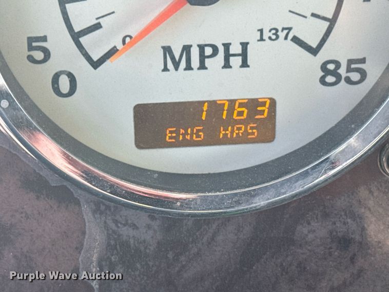 image for item EG6663 2009 International PayStar 5900i semi truck