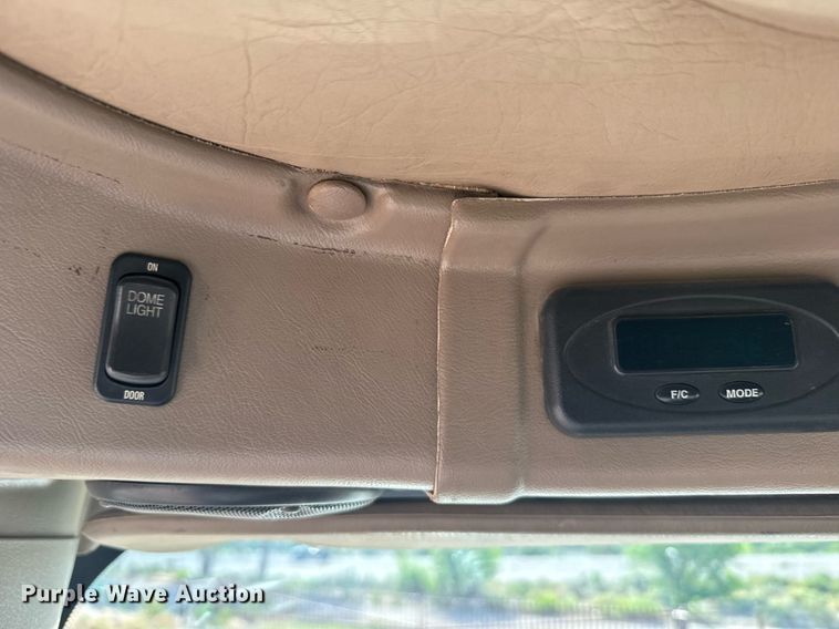 image for item EG6663 2009 International PayStar 5900i semi truck