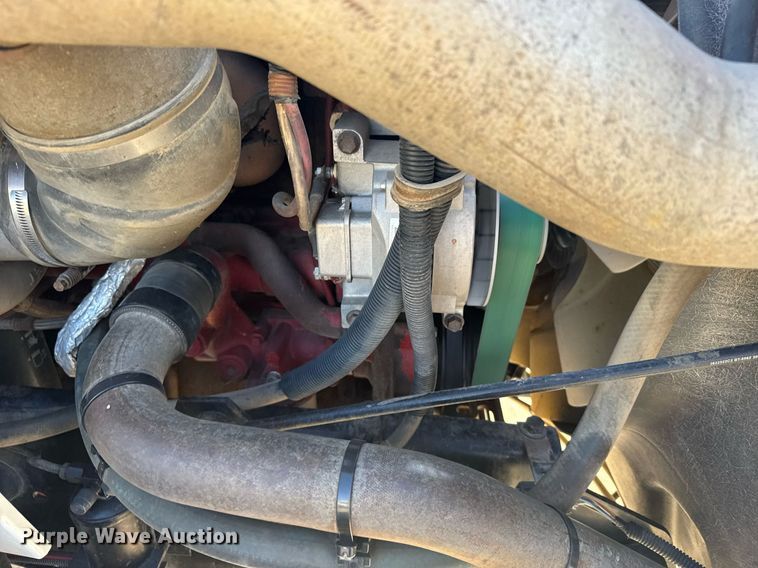 image for item EG6663 2009 International PayStar 5900i semi truck