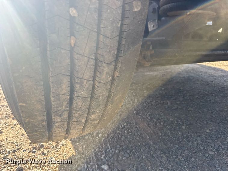 image for item EG6663 2009 International PayStar 5900i semi truck