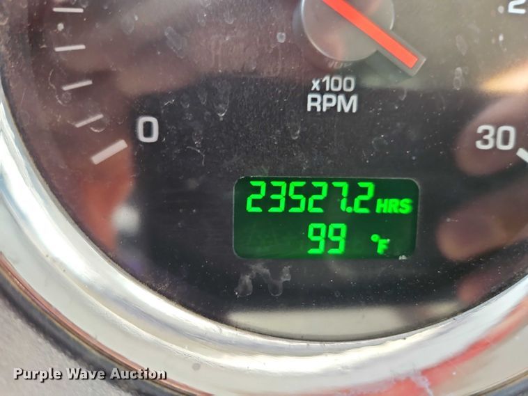 image for item EJ0132 2007 Kenworth W9 Series semi truck