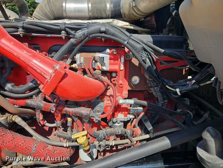 image for item EJ0132 2007 Kenworth W9 Series semi truck