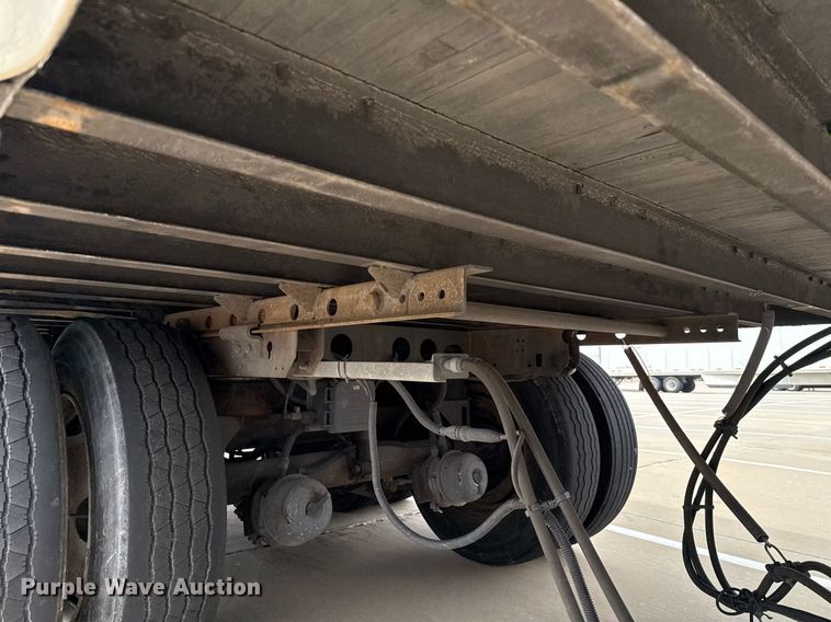 image for item EJ3718 2014 Vanguard VXP 57' dry van trailer