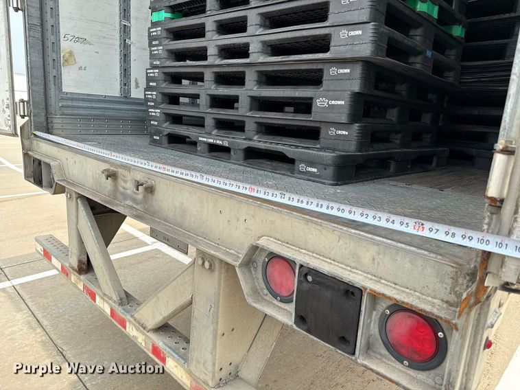 image for item EJ3718 2014 Vanguard VXP 57' dry van trailer