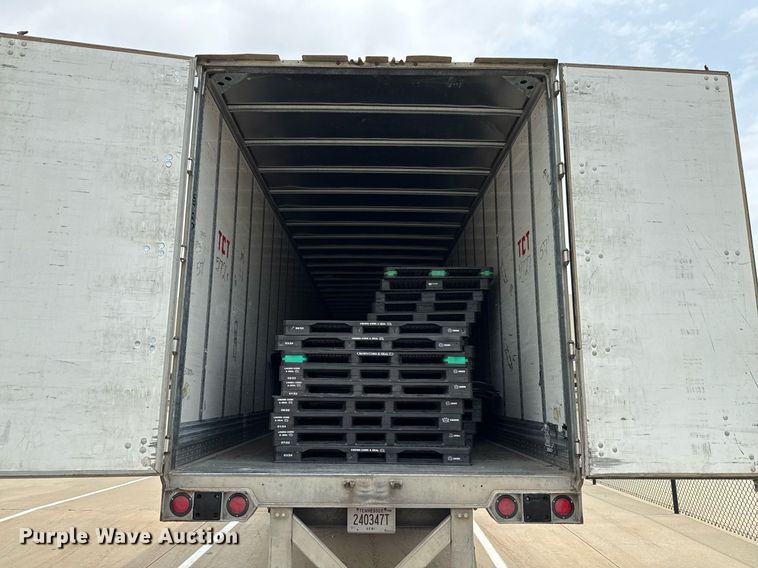 image for item EJ3718 2014 Vanguard VXP 57' dry van trailer