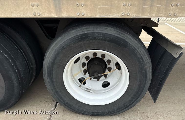 image for item EJ3718 2014 Vanguard VXP 57' dry van trailer