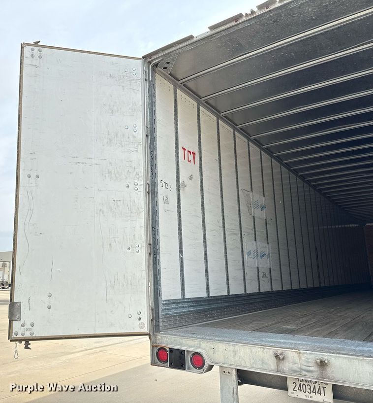 image for item EJ3719 2014 Vanguard VXP 57' dry van trailer