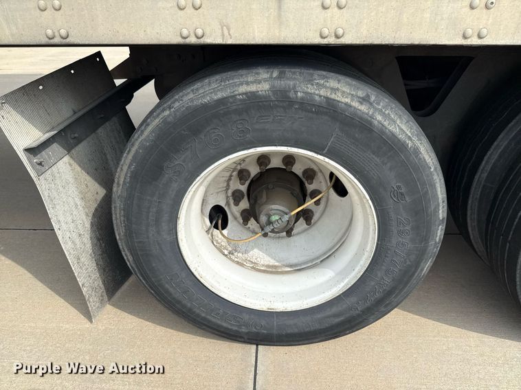 image for item EJ3719 2014 Vanguard VXP 57' dry van trailer