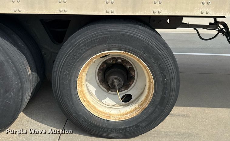 image for item EJ3720 2014 Vanguard VXP 57' dry van trailer