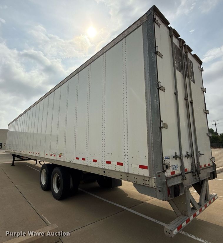 image for item EJ3721 2016 Vanguard VXP 57' dry van trailer