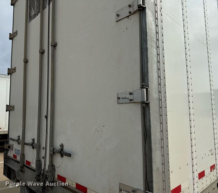 image for item EJ3721 2016 Vanguard VXP 57' dry van trailer