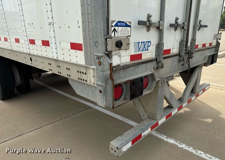 image for item EJ3721 2016 Vanguard VXP 57' dry van trailer