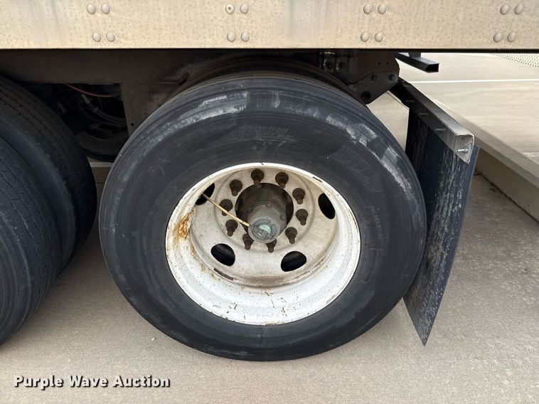 image for item EJ3722 2016 Vanguard VXP 57' dry van trailer