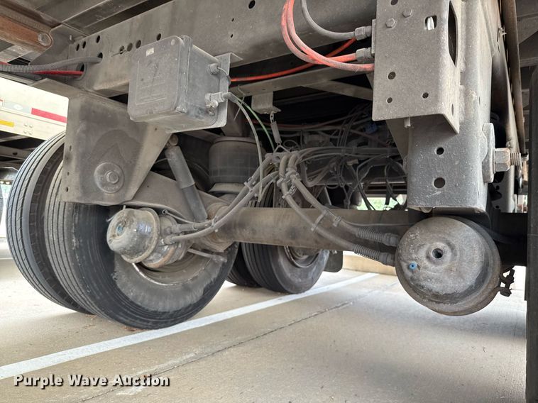 image for item EJ3722 2016 Vanguard VXP 57' dry van trailer