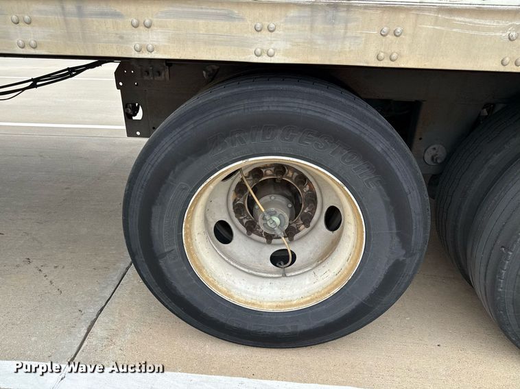 image for item EJ3724 2016 Vanguard VXP 57' dry van trailer