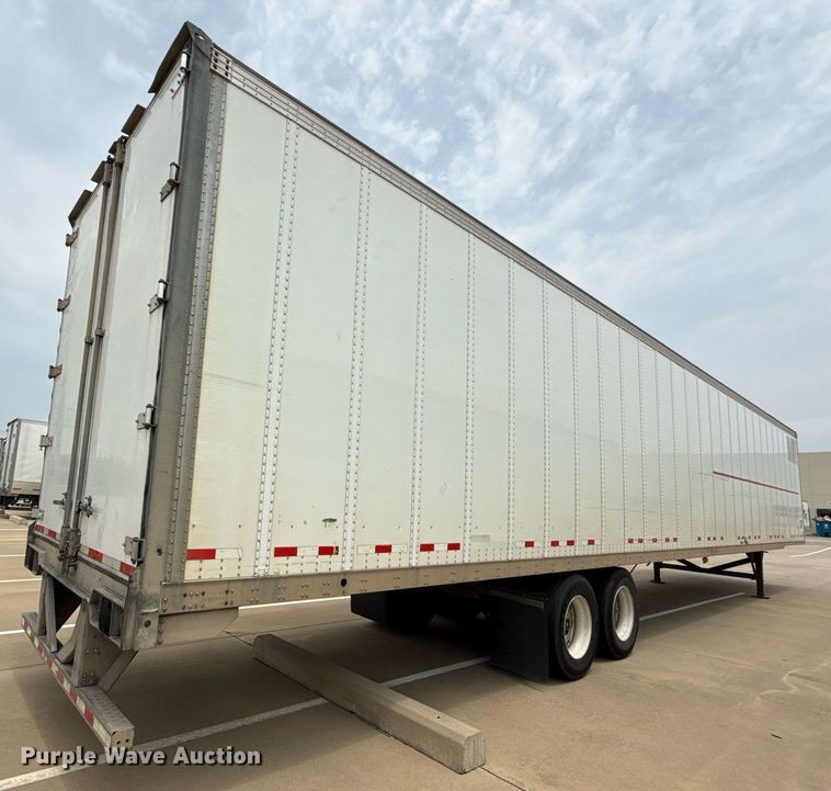 image for item EJ3725 2014 Vanguard VXP 57' dry van trailer