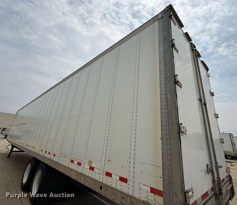 image for item EJ3725 2014 Vanguard VXP 57' dry van trailer