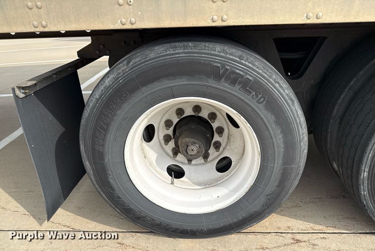 image for item EJ3726 2014 Vanguard VXP 57' dry van trailer