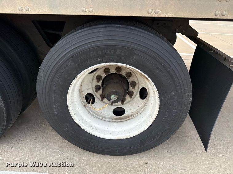 image for item EJ3726 2014 Vanguard VXP 57' dry van trailer