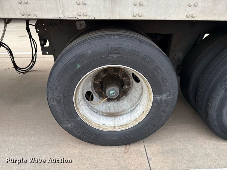 image for item EJ3727 2016 Vanguard VXP 57' dry van trailer