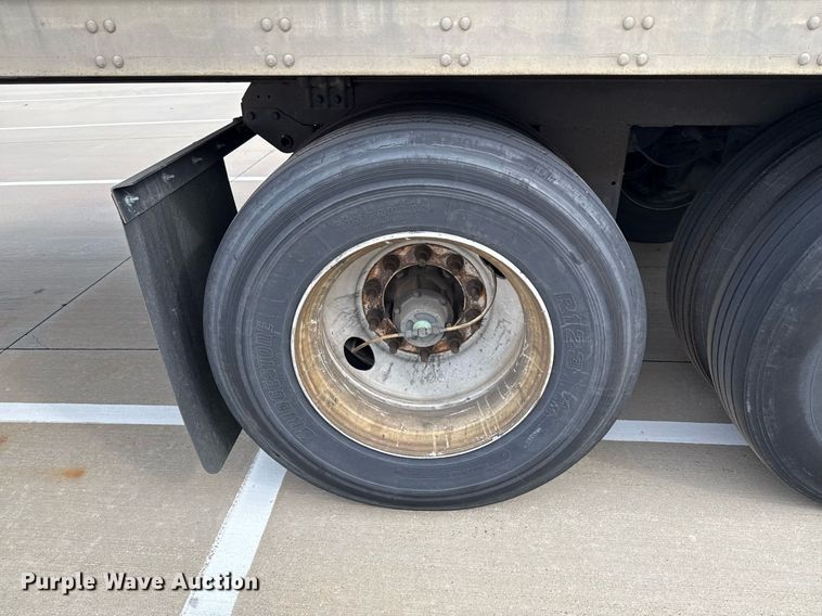 image for item EJ3728 2016 Vanguard VXP 57' dry van trailer