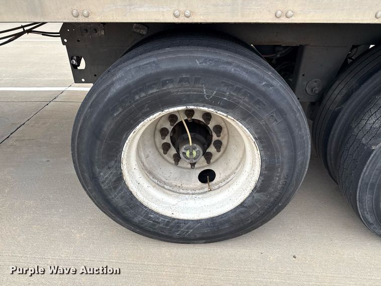 image for item EJ3728 2016 Vanguard VXP 57' dry van trailer