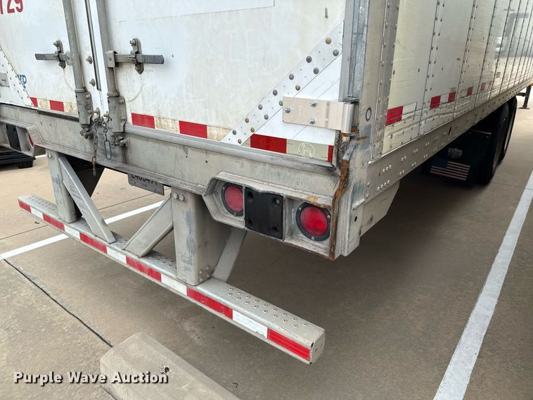 image for item EJ3729 2014 Vanguard VXP 57' dry van trailer