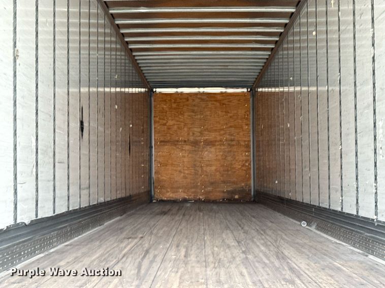 image for item EJ3729 2014 Vanguard VXP 57' dry van trailer