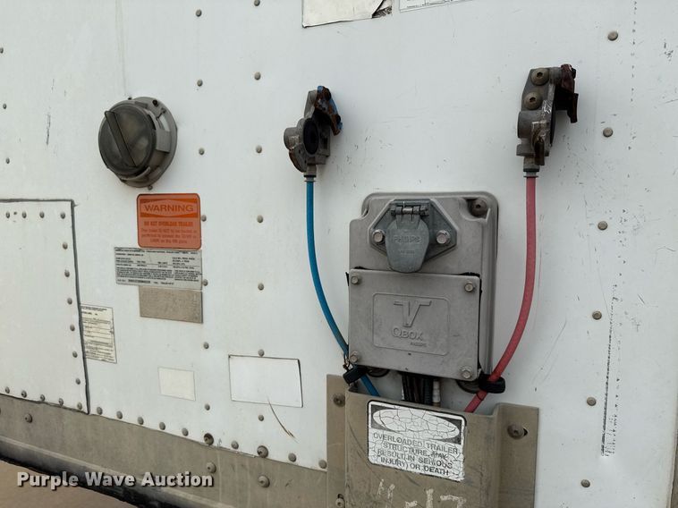 image for item EJ3730 2014 Vanguard VXP 57' dry van trailer