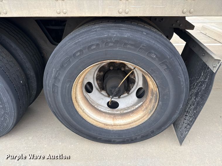 image for item EJ3730 2014 Vanguard VXP 57' dry van trailer