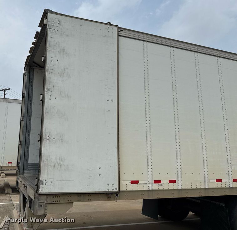 image for item EJ3731 2016 Vanguard VXP 57' dry van trailer