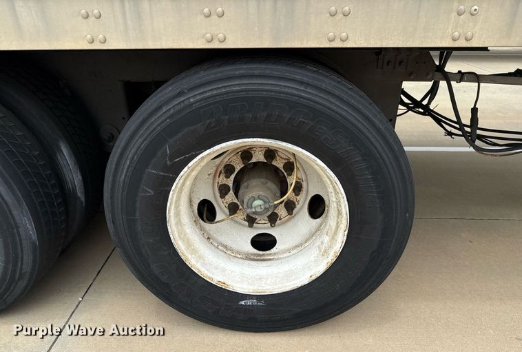 image for item EJ3731 2016 Vanguard VXP 57' dry van trailer