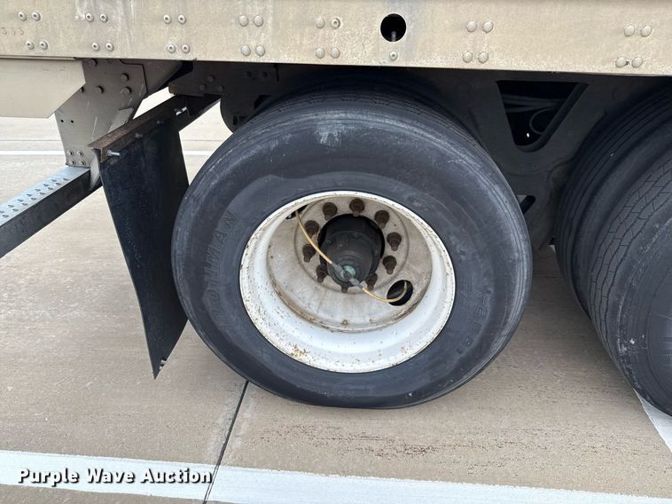 image for item EJ3732 2014 Vanguard VXP 57' dry van trailer