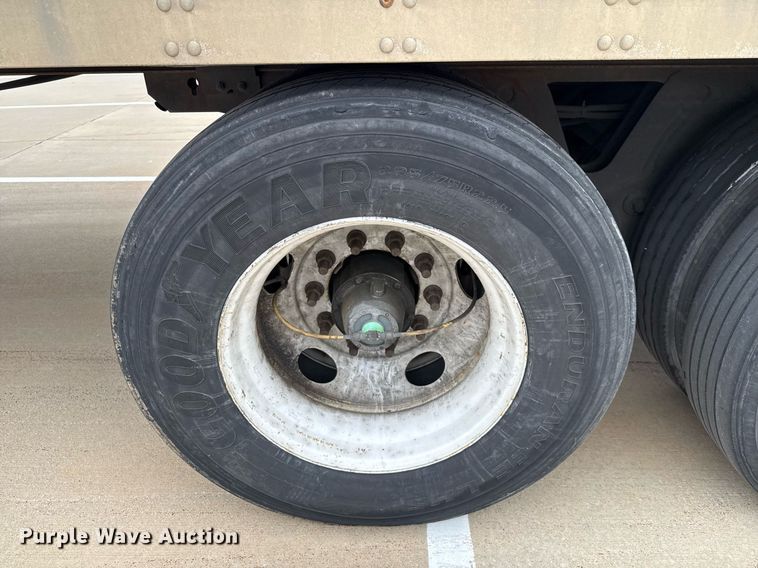 image for item EJ3732 2014 Vanguard VXP 57' dry van trailer