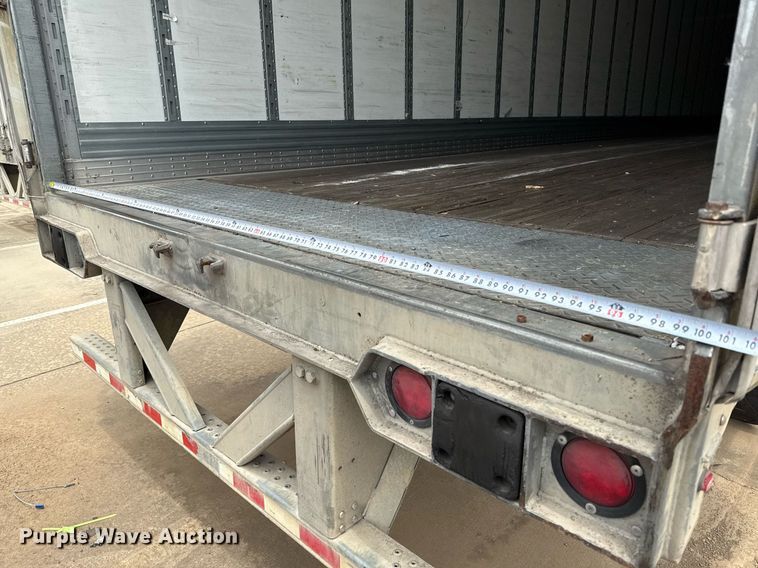 image for item EJ3733 2014 Vanguard VXP 57' dry van trailer